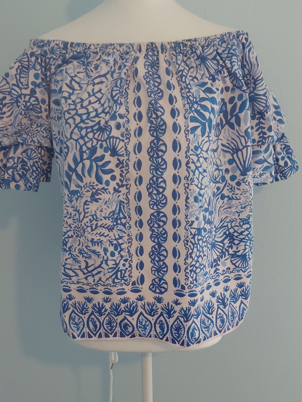 Lilly Pulitzer White and Blue Off-Shoulder Printed Top